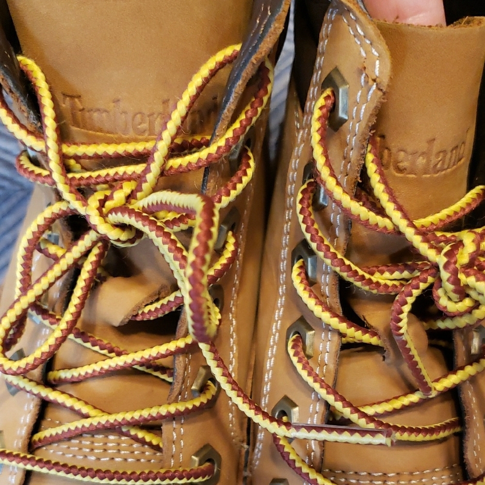 Timberland Women's size 7 Tan and Brown Leather Sneakers - Picture 6 of 7